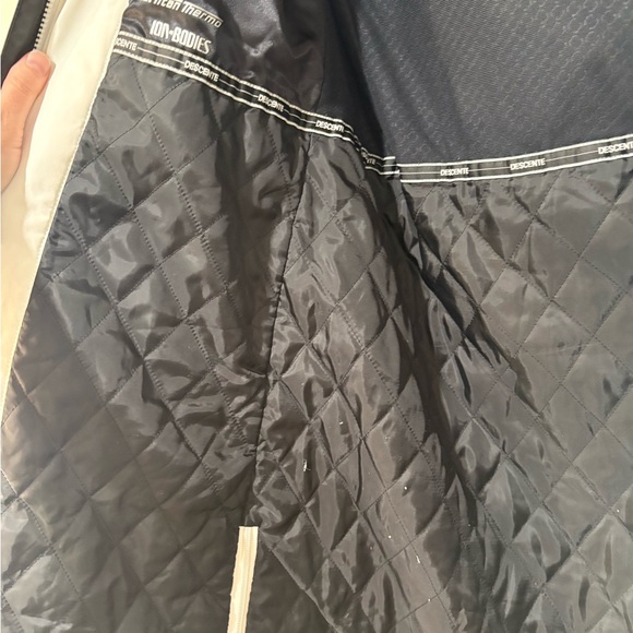 Descente Jacket - Picture 11 of 16